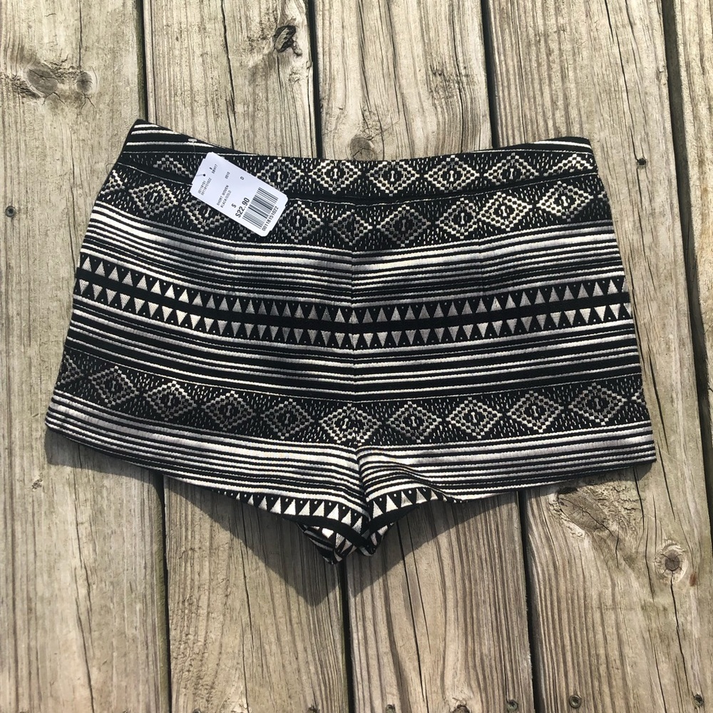 🔹5 for $25🔹 shorts